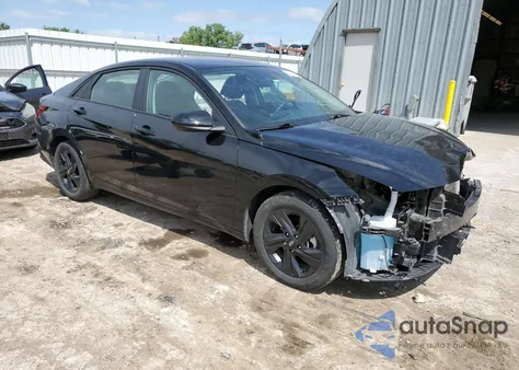 2023 Hyundai Elantra Blue z USA, uszkodzony, nr VIN KMHLM4AJ0PU041534